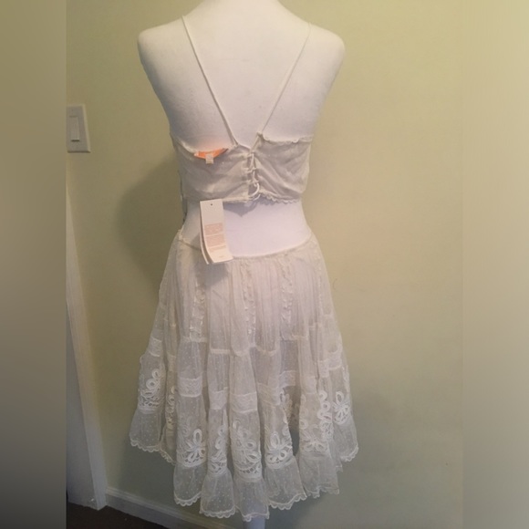 Rococo Sand Lace Cutout Mini Dress, Size L, Off White, NWT - Picture 4 of 7